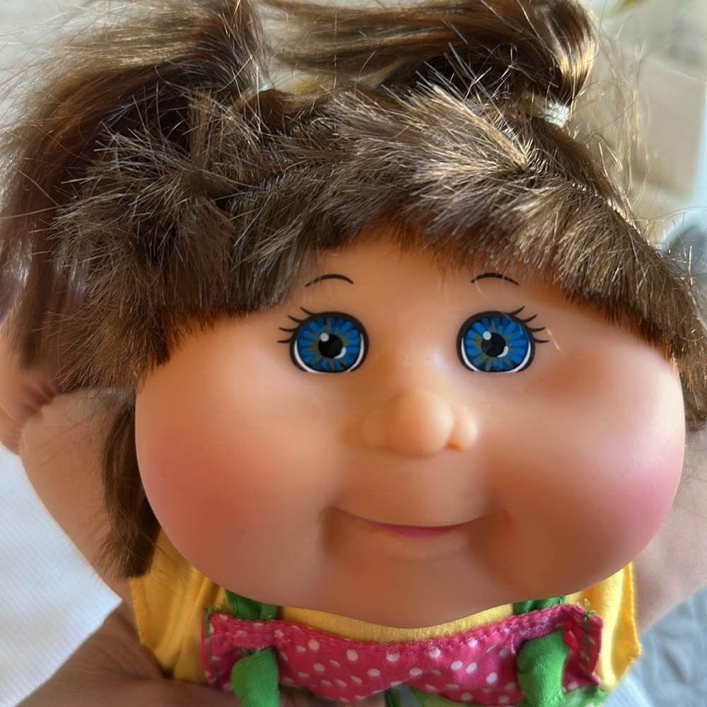 Cabbage Patch Doll With Pig Rail and Green Dress - Picture 13 of 13